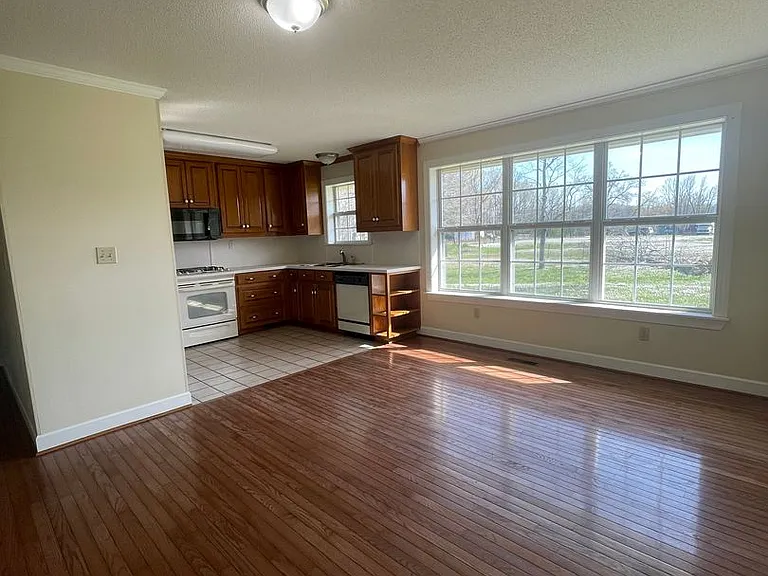 12313 Jacksonville Cato Rd N — Photo 11