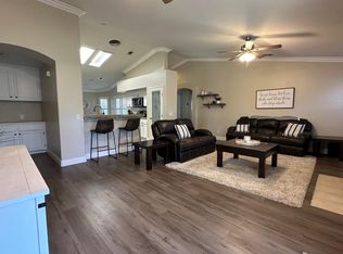 35934 Glissant Dr, Winchester, CA 92596