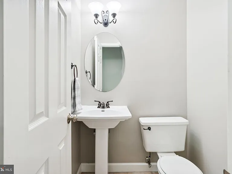 10150 Village Knolls Ct — Photo 9