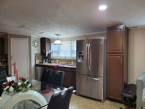 4th image of 3975 Sheraton Cir #131
