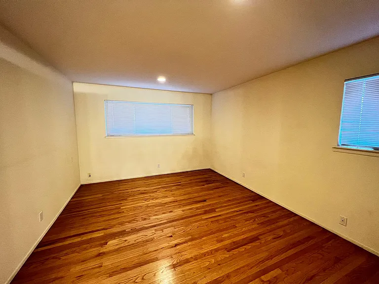 22391 Carnoustie Ct — Photo 36