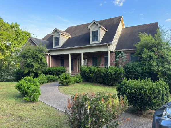 1711 Lawrence Rd, Franklin, TN 37069