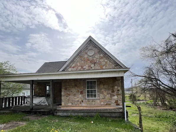 722 W Broadway St, Lenoir City, TN 37771