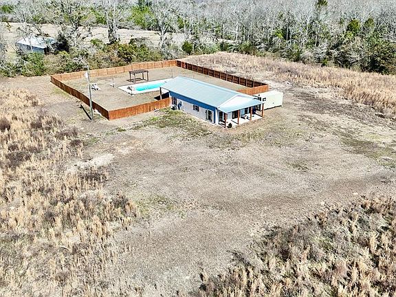 4th image of 1245 Travis Wise Rd