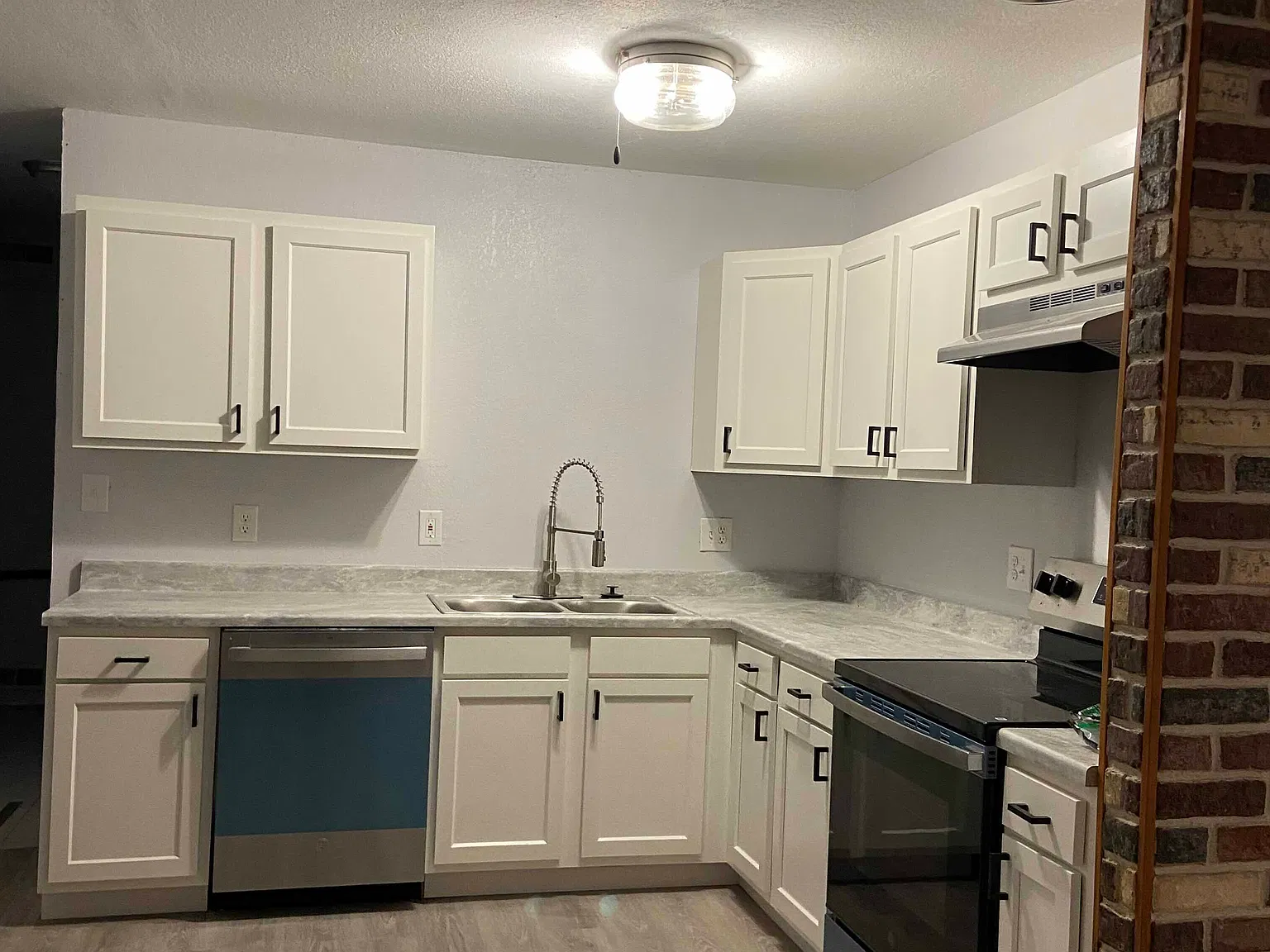 3 bed, 1239 sqft, $1,595 — Photo 4