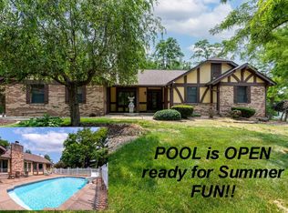 22 Blossom Lake Ln, Maryville, IL