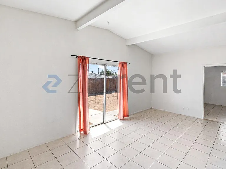 221 Milinane Dr — Photo 13