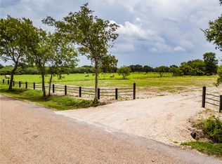 340 W Hilltop St, Elm Mott, TX 76640