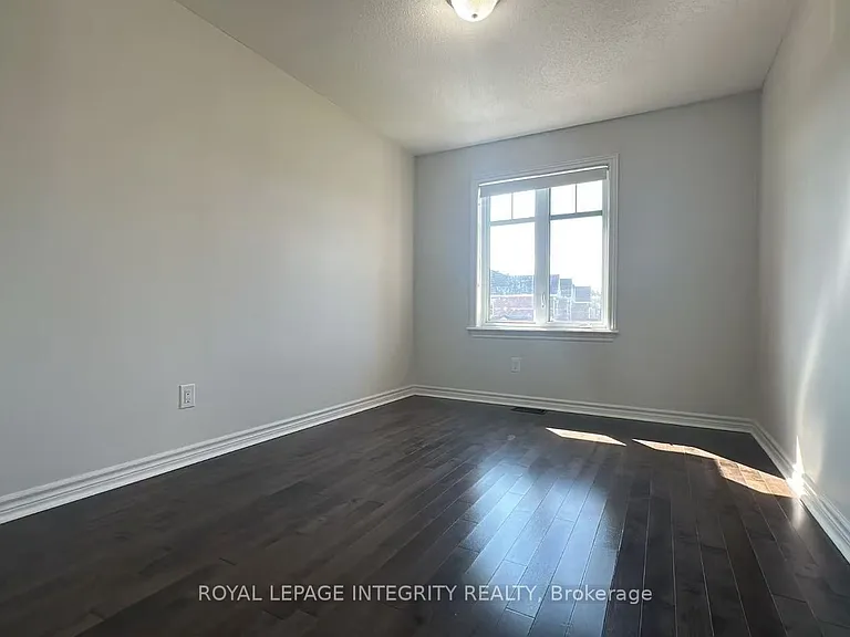 6067 N Bluff Dr — Photo 22