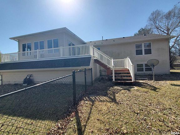 4th image of 3115 Winchester Cir