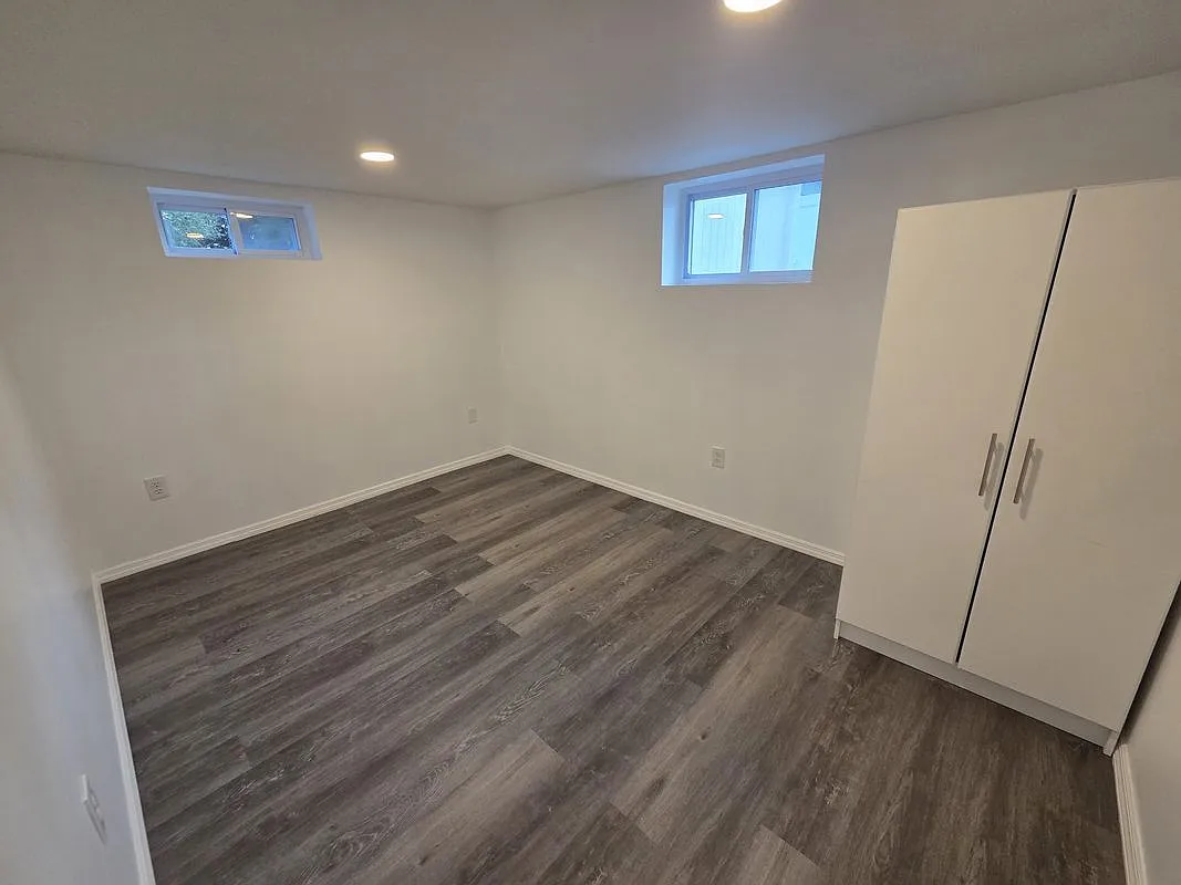 1 bed, 1.0 bath, 400 sqft, $1,900 — Photo 2