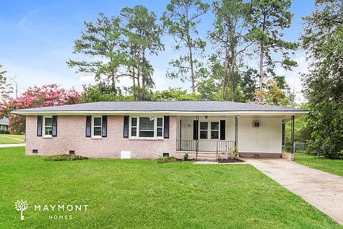 21 Newport Dr Photo 1
