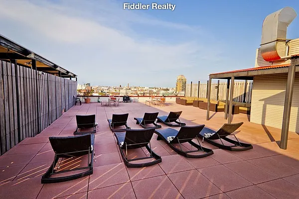 Rented by Fiddler Realty | media 17