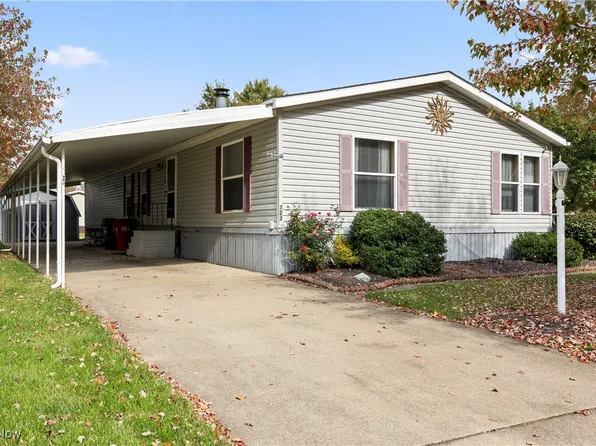 123 Catawba Ct, Elyria, OH 44035
