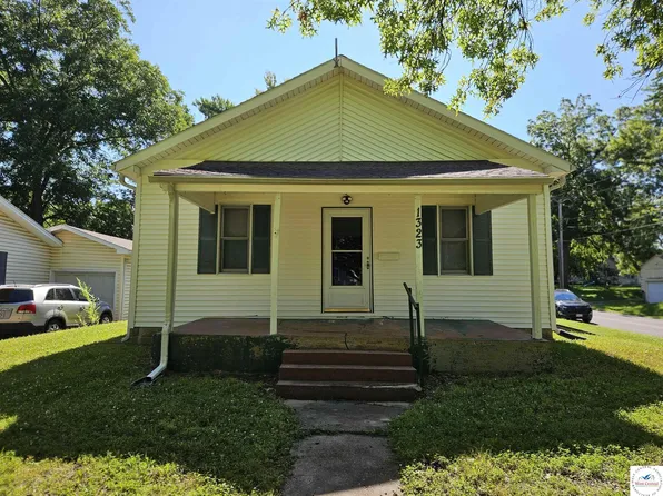 1323 S Grand Ave, Sedalia, MO 65301