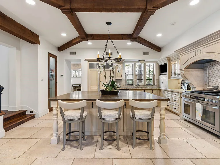 3325 Inwood Dr — Photo 15