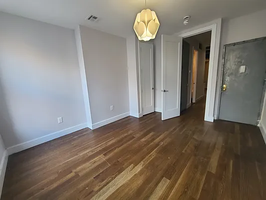 Rented by Cheskel Meisels, LREB | media 20