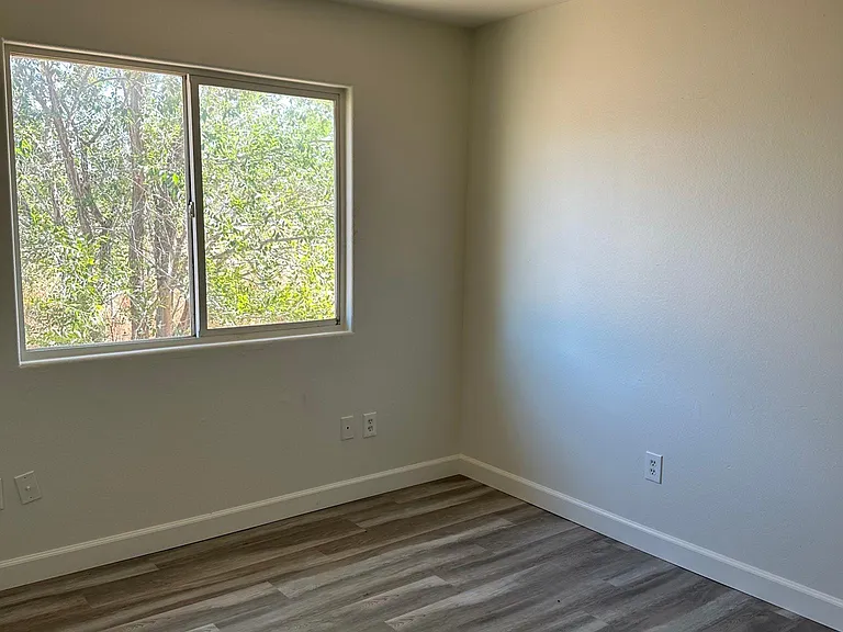 9966 Locust Ave #1/2 — Photo 4