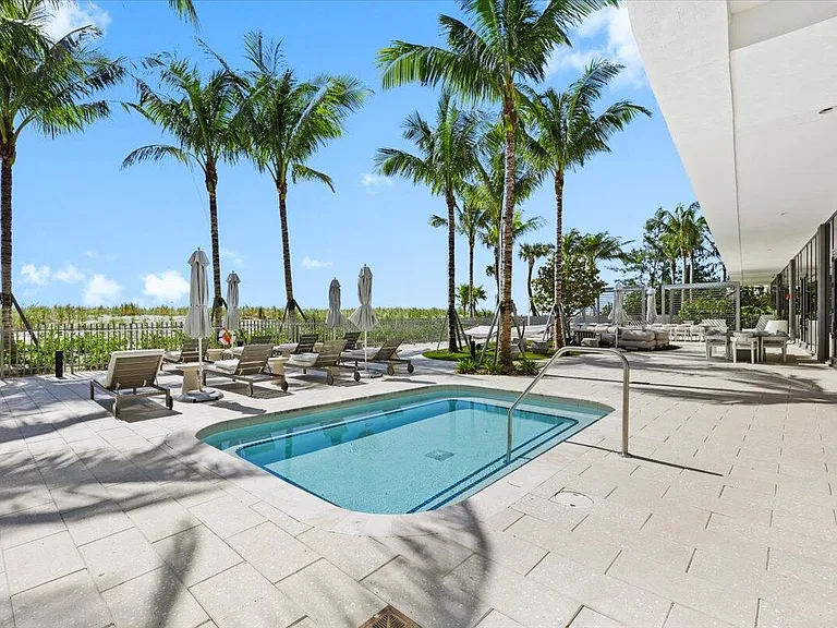 900 N Ocean Blvd #305 — Photo 39