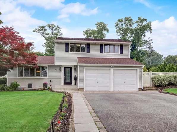 41 Donna Lane, Commack, NY 11725