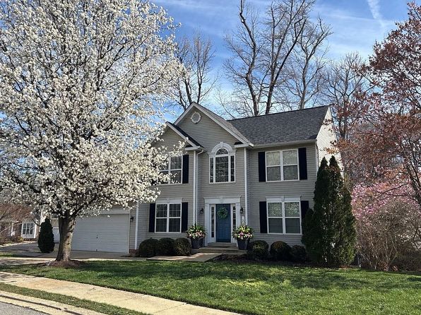 22 Pocahontas Ct