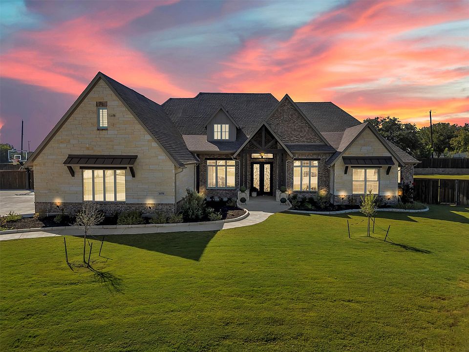 1st image of 1079 Tobey Ct