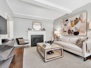 242 E 19th St APT 3D, New York, NY