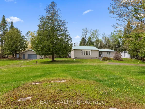 6015 Centennial Dr, Greater Madawaska, ON K0J 2R0