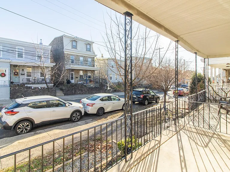 454 Leverington Ave #2 — Photo 20