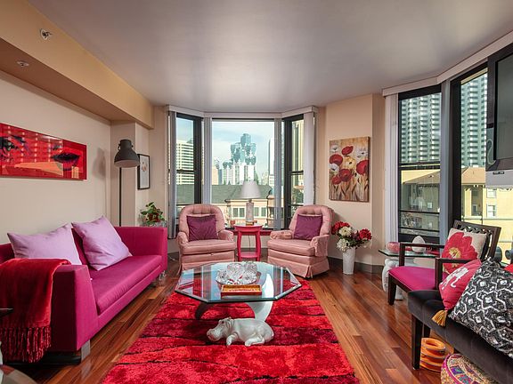 2nd image of 500 W Harbor Dr Unit 609
