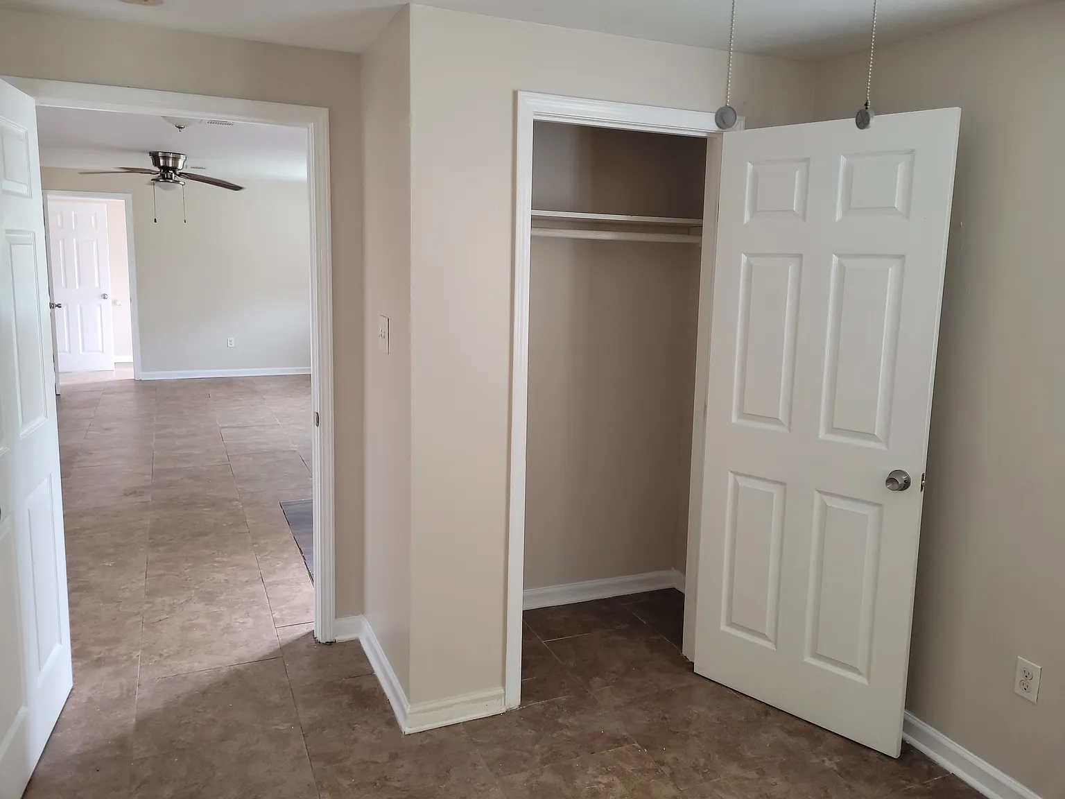 2 bed, 700 sqft, $1,250 — Photo 4