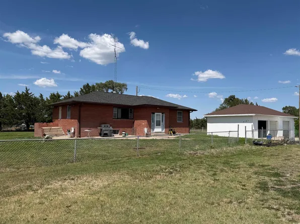 3751 N Trinity Road, North Platte, NE 69101
