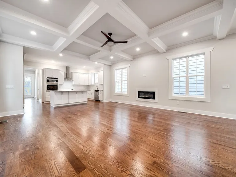 4010B Clifton Ave — Photo 4