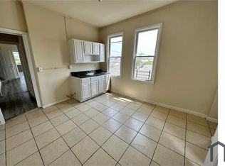 413 18th Ave FLOOR 3, Newark, NJ 07108