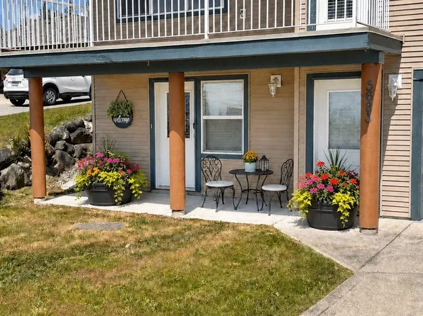 5683 Emily Way, Sechelt, BC V7Z 0N5