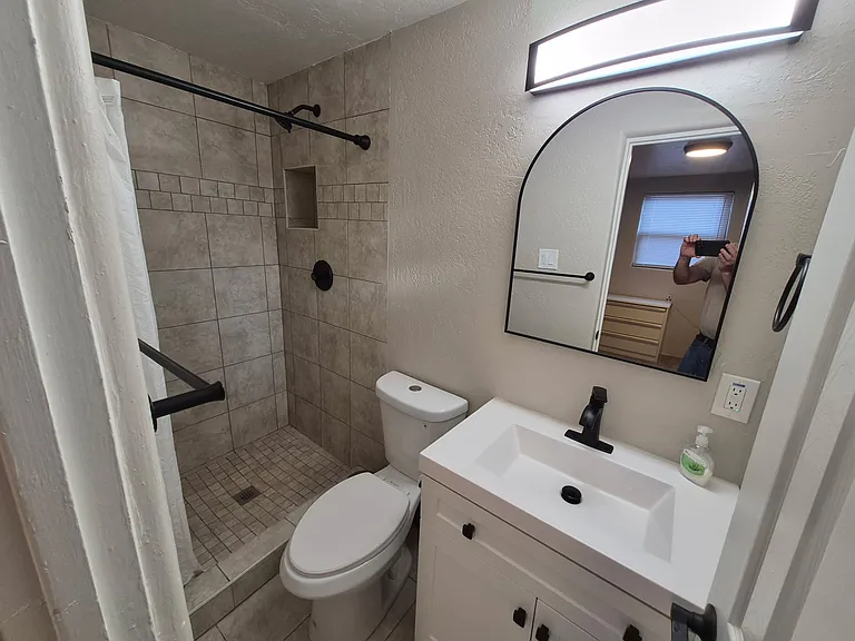 3325 Cardenas Dr NE — Photo 14