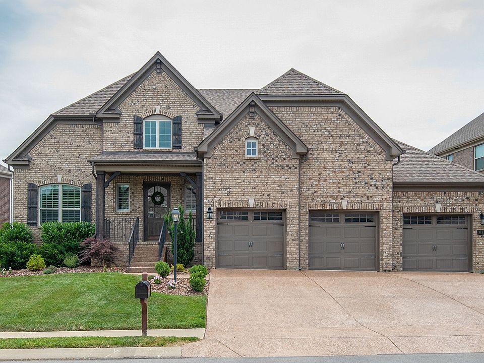 1st image of 411 Warren Hill Dr