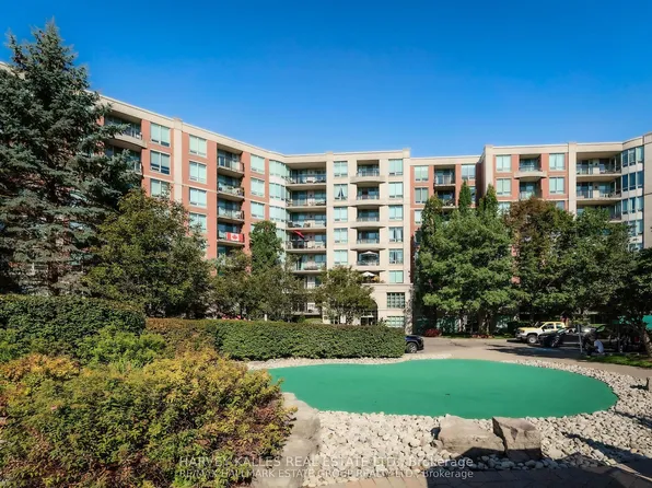 28 William Carson Cres #115, Toronto, ON M2P 2H1