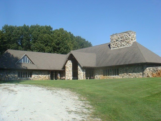 11356 county road 2 middlebury in 46540