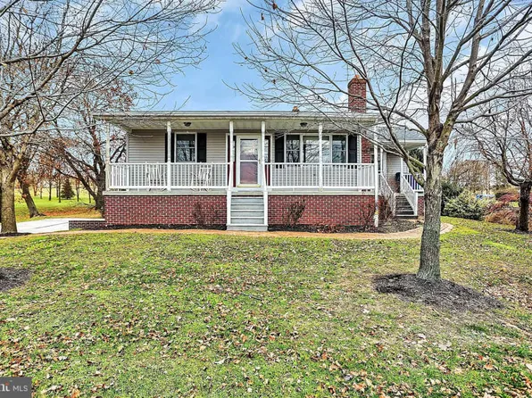 2253 Jefferson Rd, Spring Grove, PA 17362