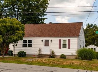 36 Beverly Cir, Greenville, RI 02828