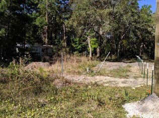 423 1st St NW, Perry, FL 32359