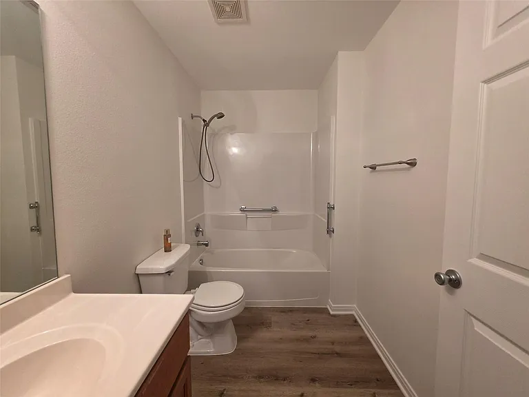 2331 Rue De Lafitte Dr — Photo 10