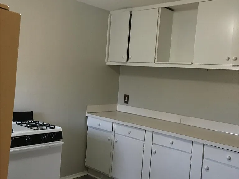 620 N Leverett Ave #A — Photo 2