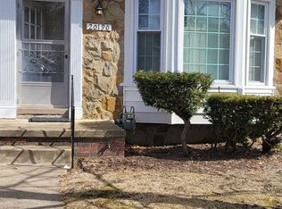 20190 Stratford Rd, Detroit, MI 48221