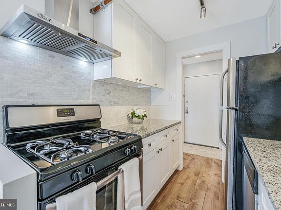 3rd image of 3000 7th St NE APT 101