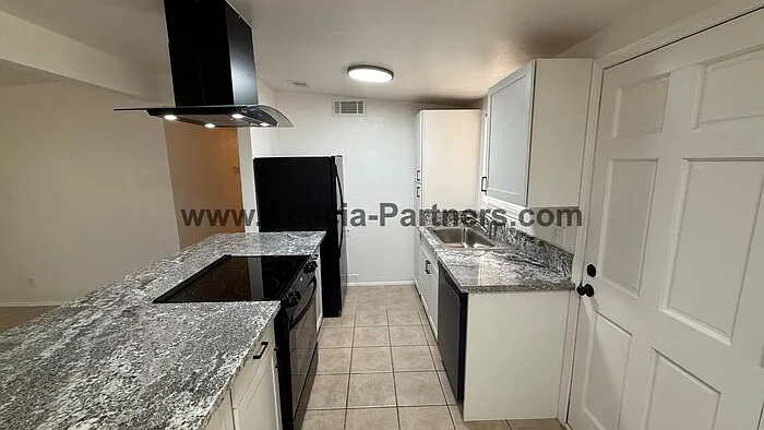 5149 E Andrew St — Photo 6