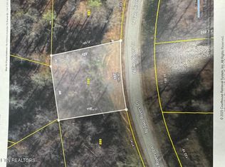 598 N Two Rivers Ln, La Follette, TN 37766