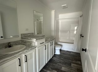 209 E 37th Pl, Bellevue, NE 68005