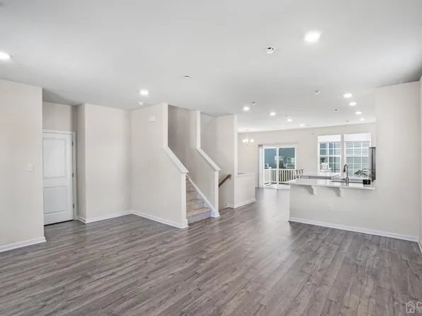 20 Stanton Rd, Mount Holly, NJ 08060